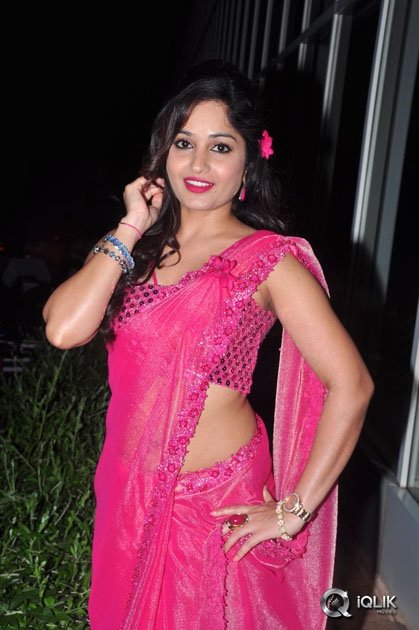 Madhavi-Latha-at-Mosagallaku-Mosagadu-Movie-Audio-Launch